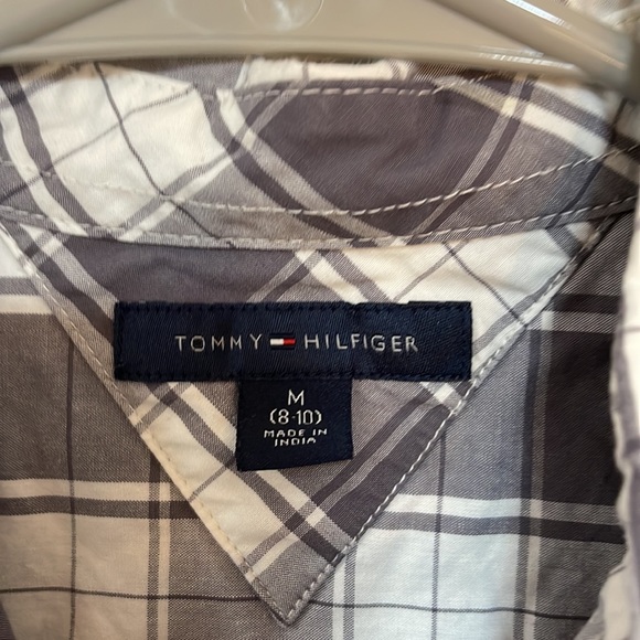 Tommy Hilfiger grey and white plaid button down shirt boys size 8-10 - Picture 3 of 5